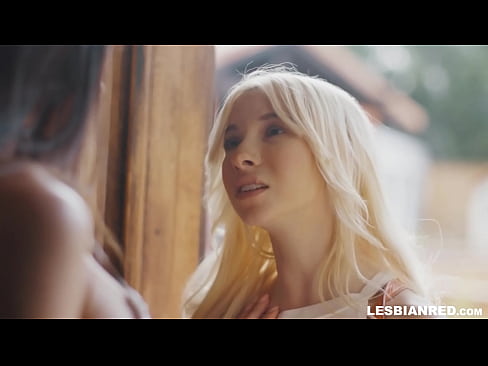 ❤️ Tagann an cailín abhaile cúpla mí ina dhiaidh sin agus itheann sí pussy a leasmham ❌ Porn ag ga.myteporn.ru ❌️❤